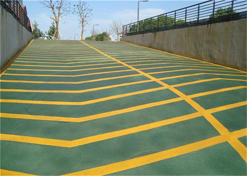 無(wú)震動(dòng)防滑坡道