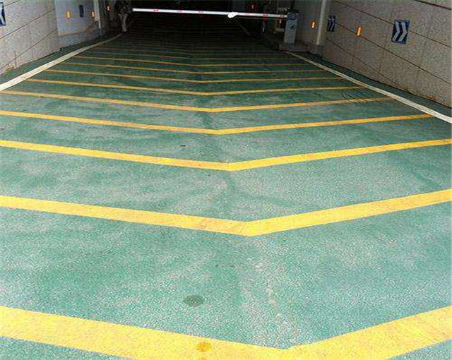 無(wú)震動(dòng)防滑坡道